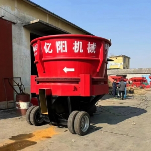 草捆粉碎機