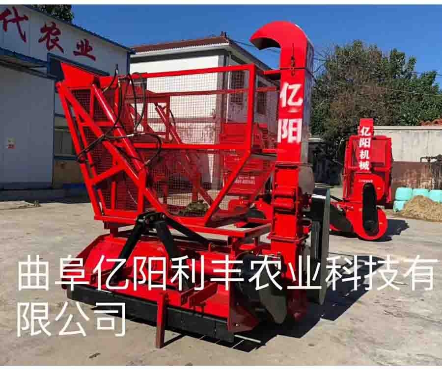 鍘草機